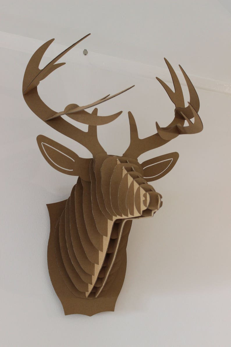 Tête de cerf 3D en carton Big Buck image 1