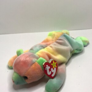 TY Beanie Babies SAMMY Tie Dye Bear Baseball Retired Beanie Baby Plush 6/23/98