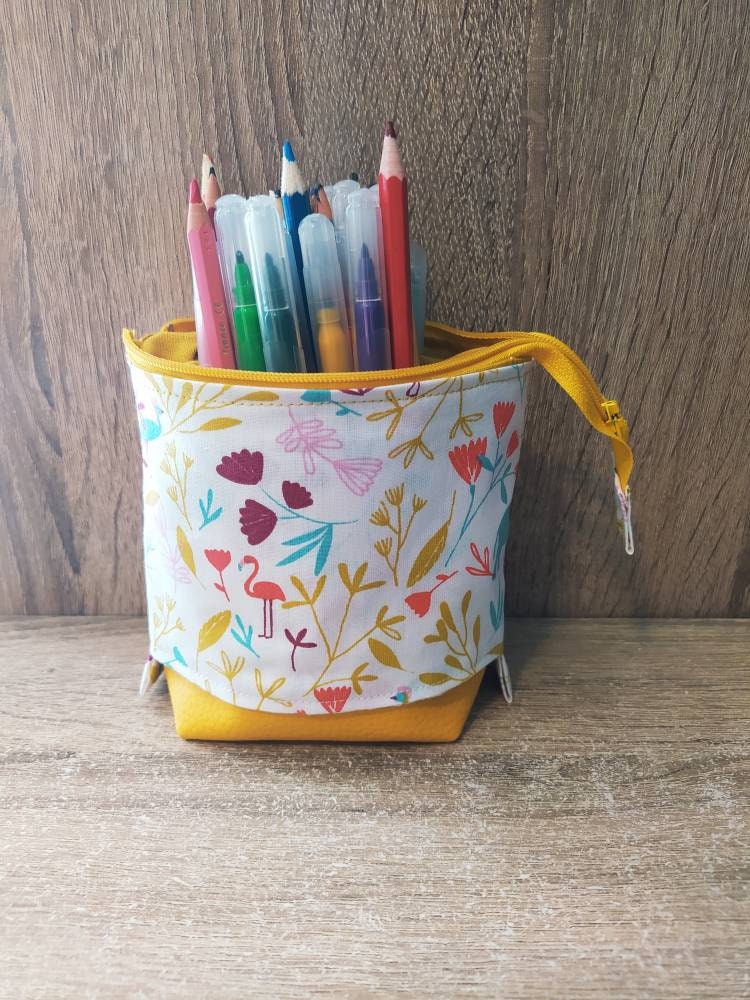 Trousse Pot Motif Animaux et Fleurs