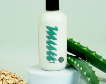 Oat Milk & Aloe Pet Shampoo Shampoo - Soothing Handmade Dog and Cat Shampoo - sensitive pet shampoo, Oatmeal and Aloe Pet Shampoo