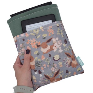 BOOKSLEEVE Large personalizzabile - Copertina per libri o Kindle/ereader imbottita da borsa - carte collezionabili, tgc, evoluzioni, sfera