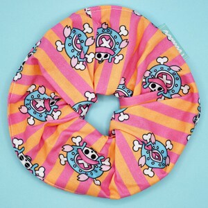 GRAND ÉLASTIQUE CHEVEUX pirate SCRUNCHIE - Nerd fantasy, anime, japon, galion, corsaires, carte au trésor, one piece, océan, manga