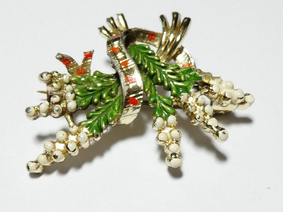 VINTAGE Exquisite Signed Goldtone Green/White/Red… - image 7