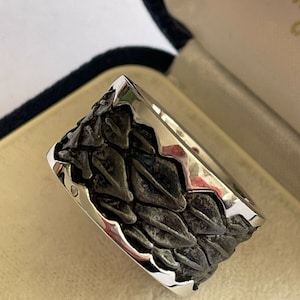 Seven London V Sterling&Oxidised Men’s Band Ring Size UK P 1/2, US 8- 16.1 Grams In Original Box