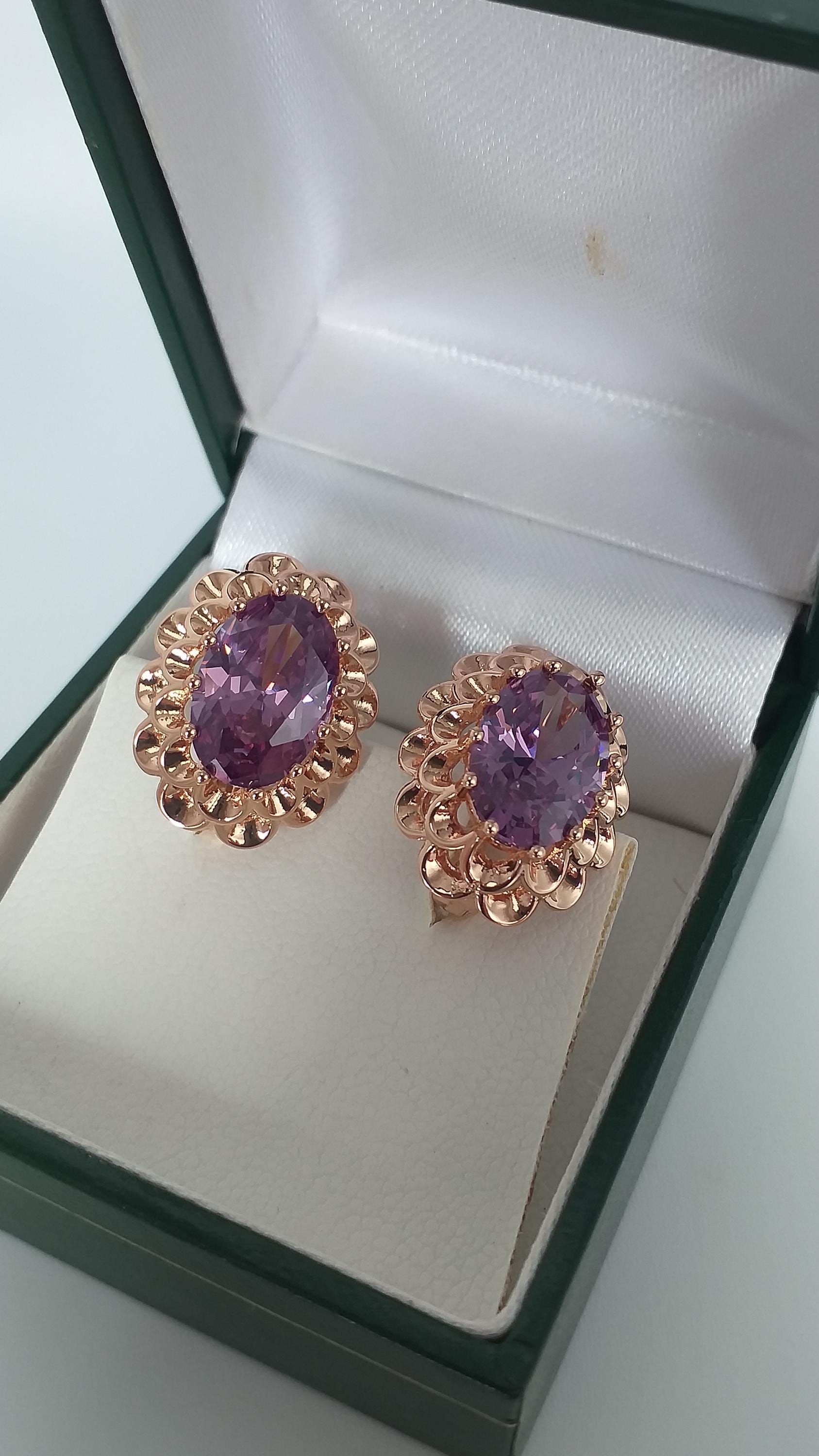 10 pezzi di orecchini a clip regolabili in oro con pavé di zirconi