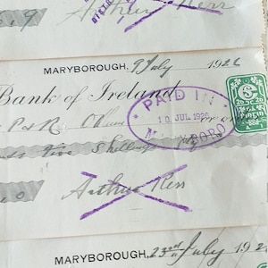 Old Irish Schecks Job Lot von 17 Schecks die meisten 1920-s, Bank Of Ireland und Munster