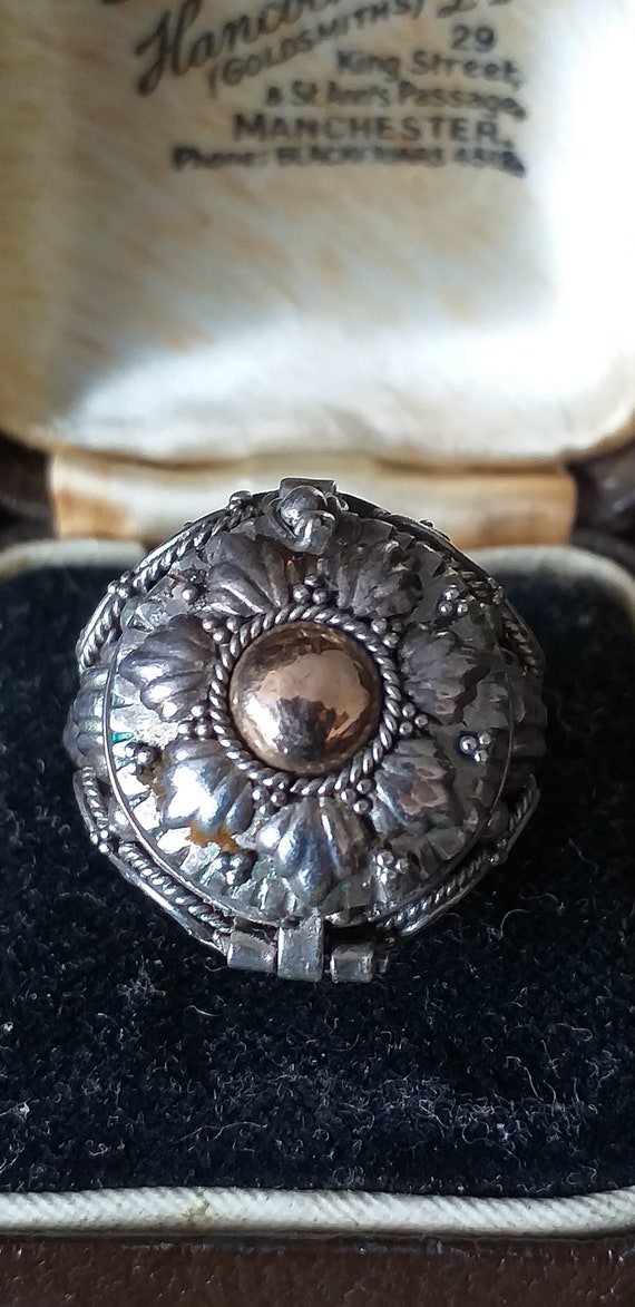 Antique Vintage Victorian 1890-s Locket Silver 80… - image 4