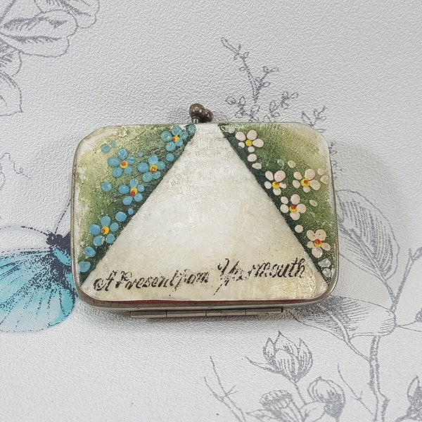 Antique mother of pearl coin purse, 'A Present from Yarmouth,' Victorian mother of pearl coin purse