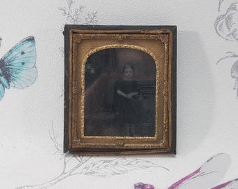 Victorian Ambrotype Photograph: Gilt Frame Antique Portrait