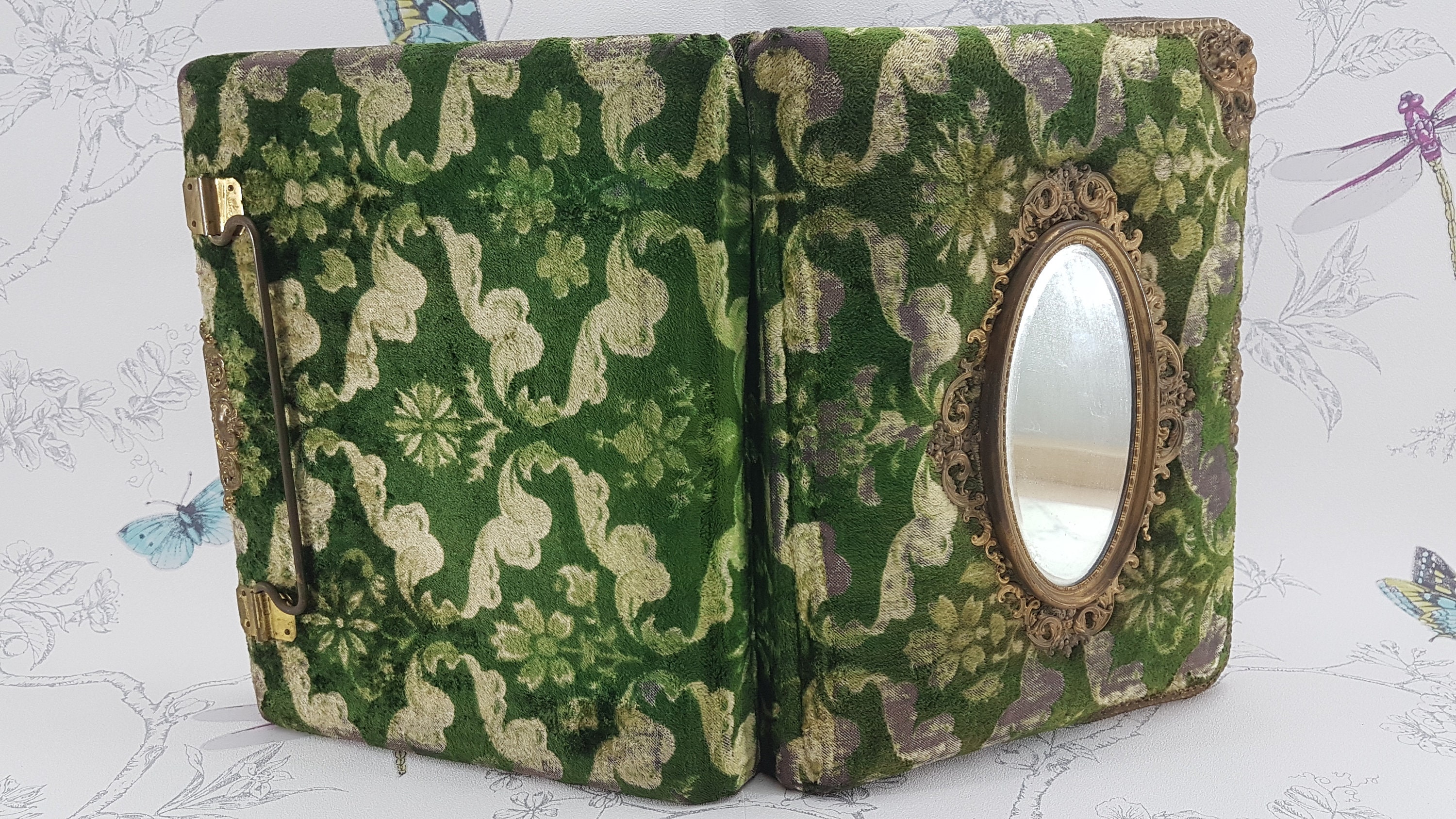 Antique Victorian Photograph Album, Ox Yoke Green Velvet