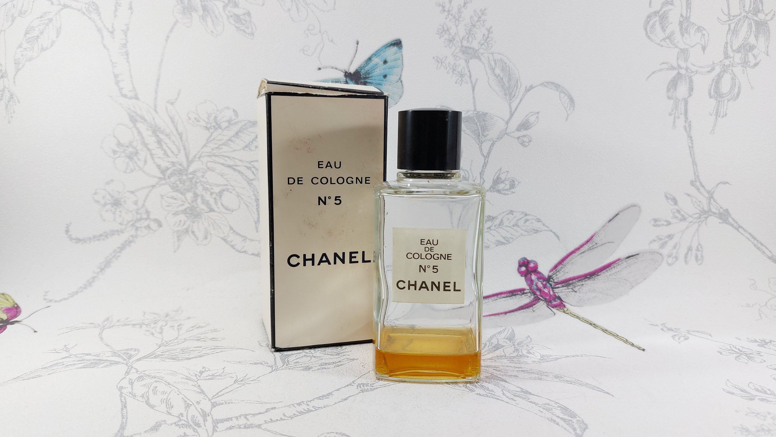 CHANEL, Bath & Body, Used Vintage Chanel No 5 Partially Full Bottle 96s  Eau De Cologne