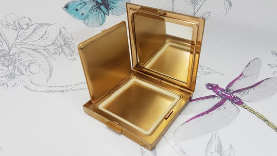 Vintage Dorothy Gray powder compact, gold tone co… - image 6