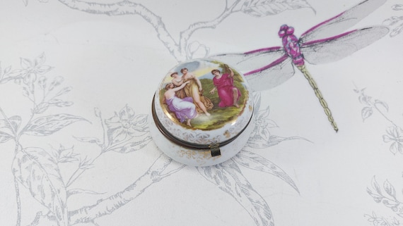 Antique Angelica Kauffman Porcelain Trinket Box