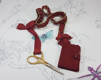 Vintage Rote Stoff Chatelaine: Scheren & Nadeletui, Nähen Sammlerstück
