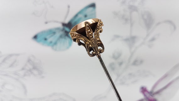 Victorian 9ct rose gold hat pin, antique gold hat