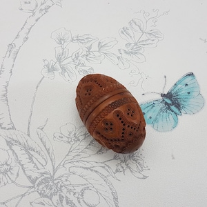 Antique Carved Coquilla Nut Pomander: Victorian Sewing Etui
