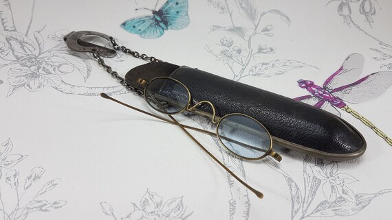Antique Leather Chatelaine Spectacles Case: Velve… - image 3