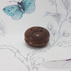 Victorian Carved Tagua Nut Pomander: Antique Vegetable Ivory Vinaigrette