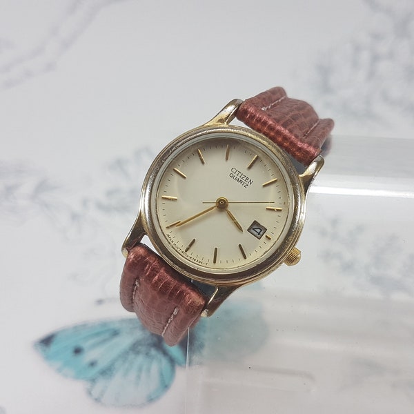 Vintage Citizen watch for women, white and gold Citizen ladies quartz watch with date display, lady's vintage battery watch