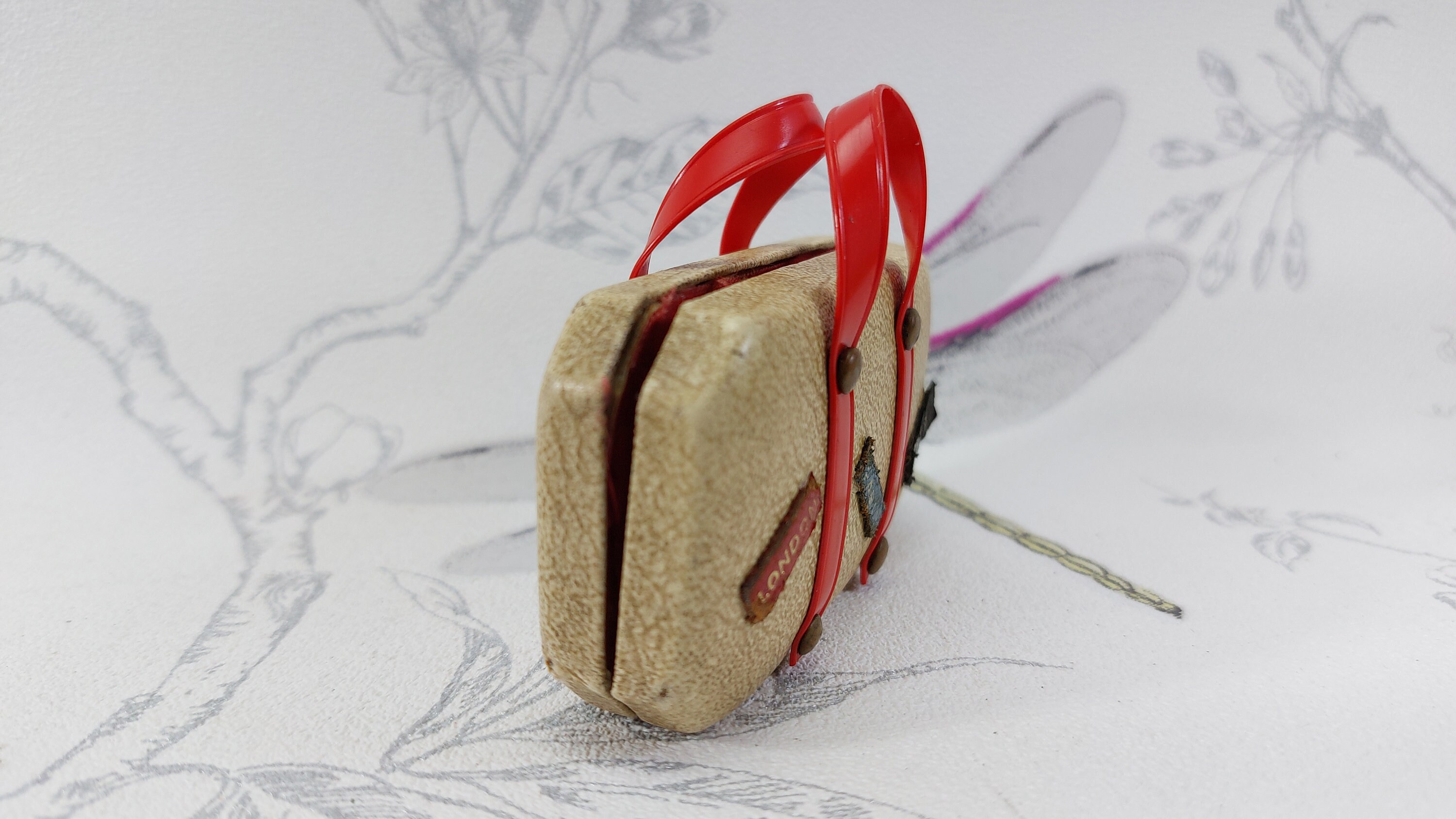 Vintage Novelty Manicure Set Vintage Suitcase Manicure Set Etsy UK