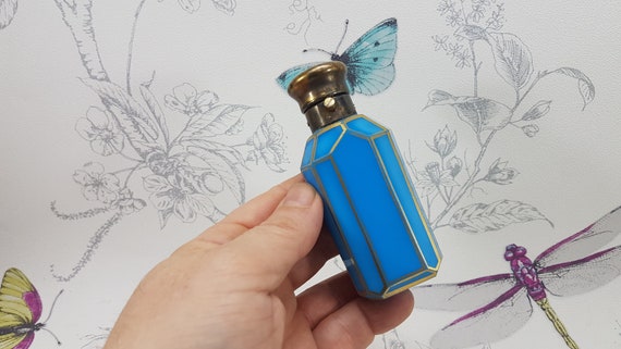 Victorian opaline blue glass scent bottle with gi… - image 10