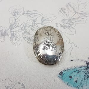 Vintage sterling silver pill box, oval silver pill box with decorative chase work lid