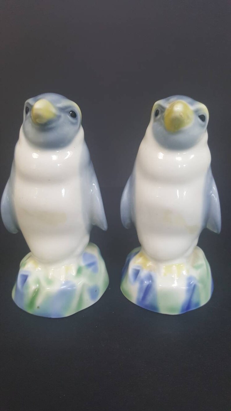 penguin wade
