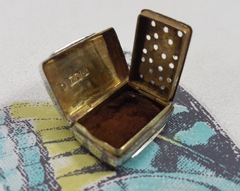 Victoriaanse sterlingzilveren vinaigrette: Edward Smith, Birmingham 1852