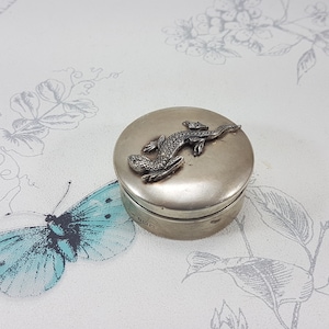 Art Deco Sterling Silver Powder Box: 1920s Lizard Lid Vanity