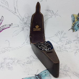 Étui à ciseaux en cuir ancien, grand étui pour 6 ciseaux, étui à ciseaux Mappin et Webb, outils de couture et de couture anciens à collectionner