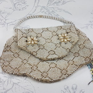 Bolso de mano vintage, bolso de noche de cuentas de mediados de siglo, bolso de mano vintage francés con decoración de piedra en pasta