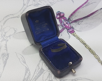 Antique Victorian ring box, vintage jewellery box