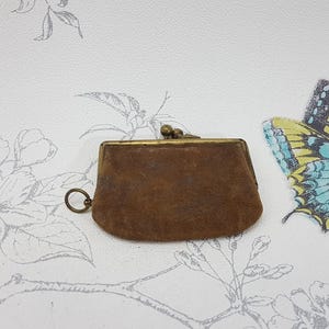 Antike Leder Geldbörse für eine Chatelaine , kleine braune Wildleder vergoldete Münztasche mit Stofffutter