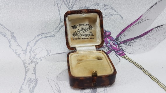 Art Deco ring box, vintage ring box, antique ring