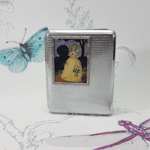 étui à cigarettes Gwenda vintage, étui à cigarettes chromé avec crinoline dame et miroir interne, étui à cigarettes ou pour cartes Art déco