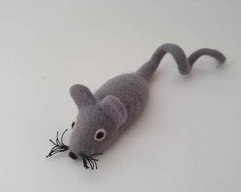 Grey mouse felted