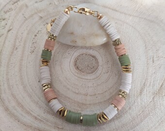 Khaki green, linen and camel heishi bracelet. Trendy surfer