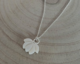 925 silver chain necklace and mother-of-pearl lotus flower pendant, Minimalist, Christmas gift