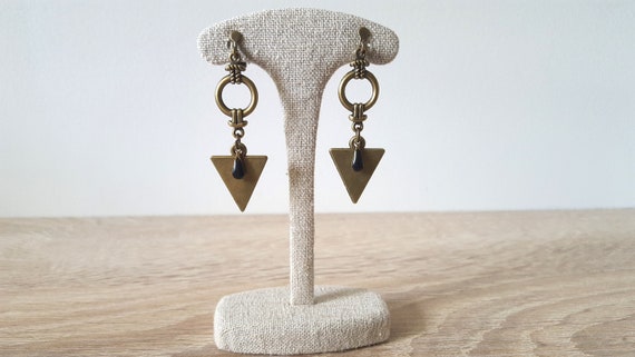 Ethnic clip shop on earrings