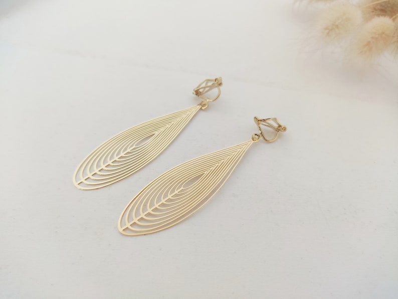 Dangling clip earrings, Long dangling drops, Gold ear clips Gold