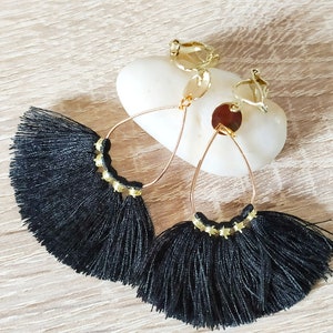 Long CLIPS earrings, pompoms on oval creole, bohemian jewelry Black