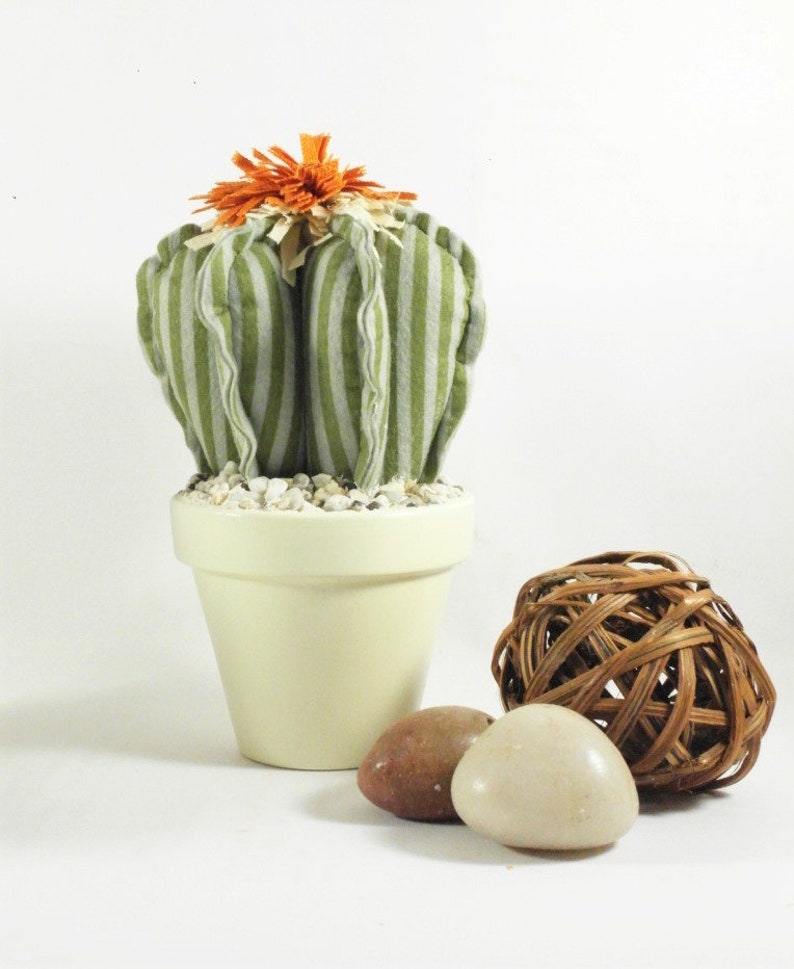 Fat plant in fabric fabric cactus felt plant terracotta | Etsy