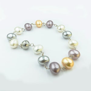 Multicolor Pearl Statement Necklace: Handcrafted Elegant Jewelry