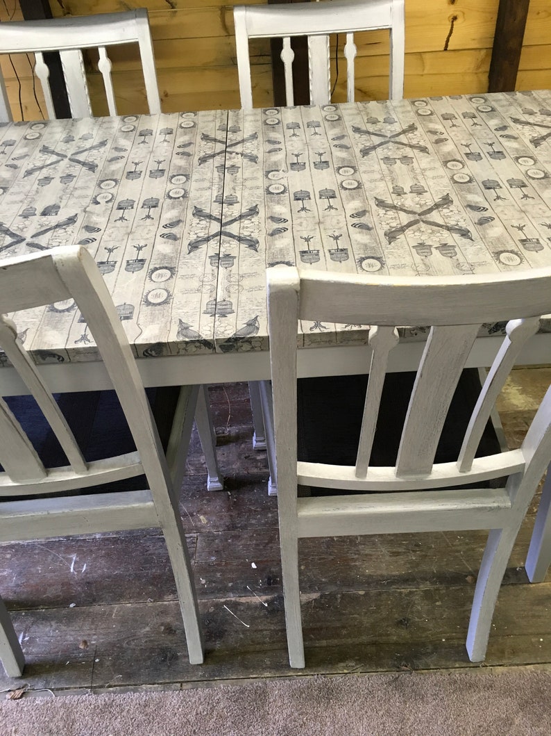 Bespoke Dining Table With Four Chairs Image 0