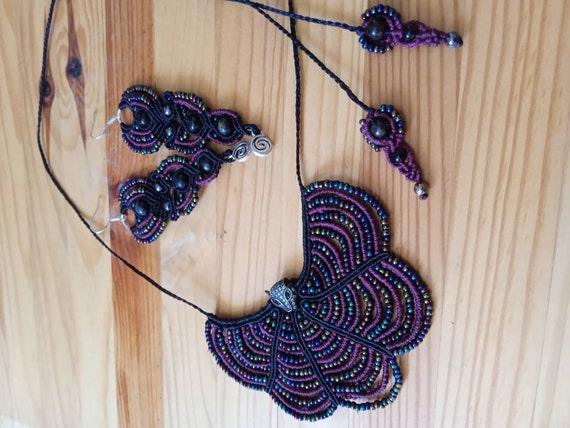 Micro macrame bib necklace