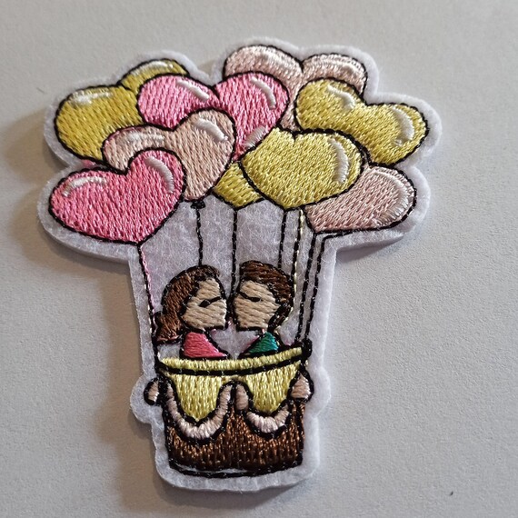 embroidered patch embroidered badge hot air balloon heart