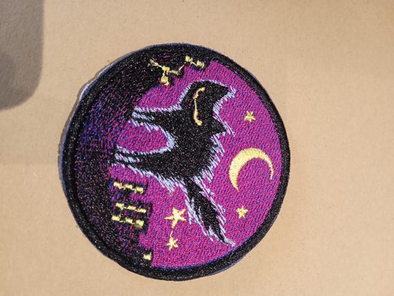 round patch round iron-on badge cat on roofs