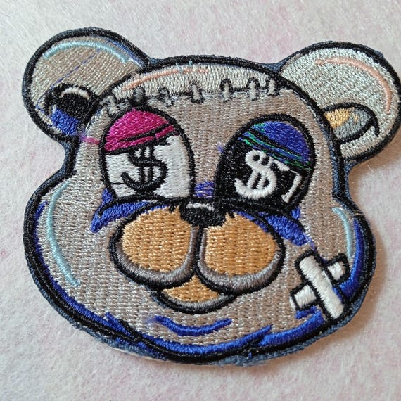 Cute teddy bear iron-on patch to sew or stick on