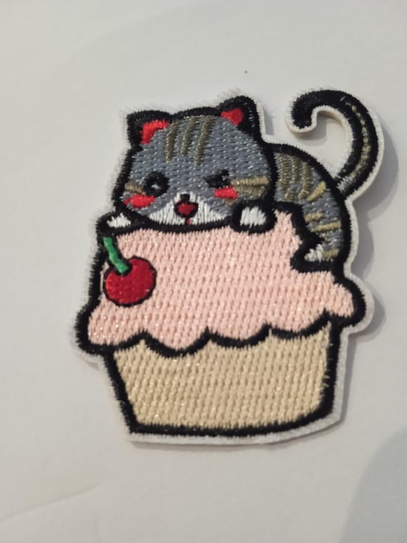 muffin cat iron-on embroidered patch