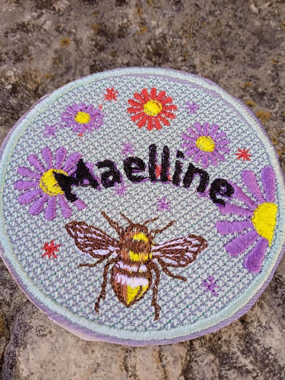 embroidered badge round embroidered patch customizable iron-on